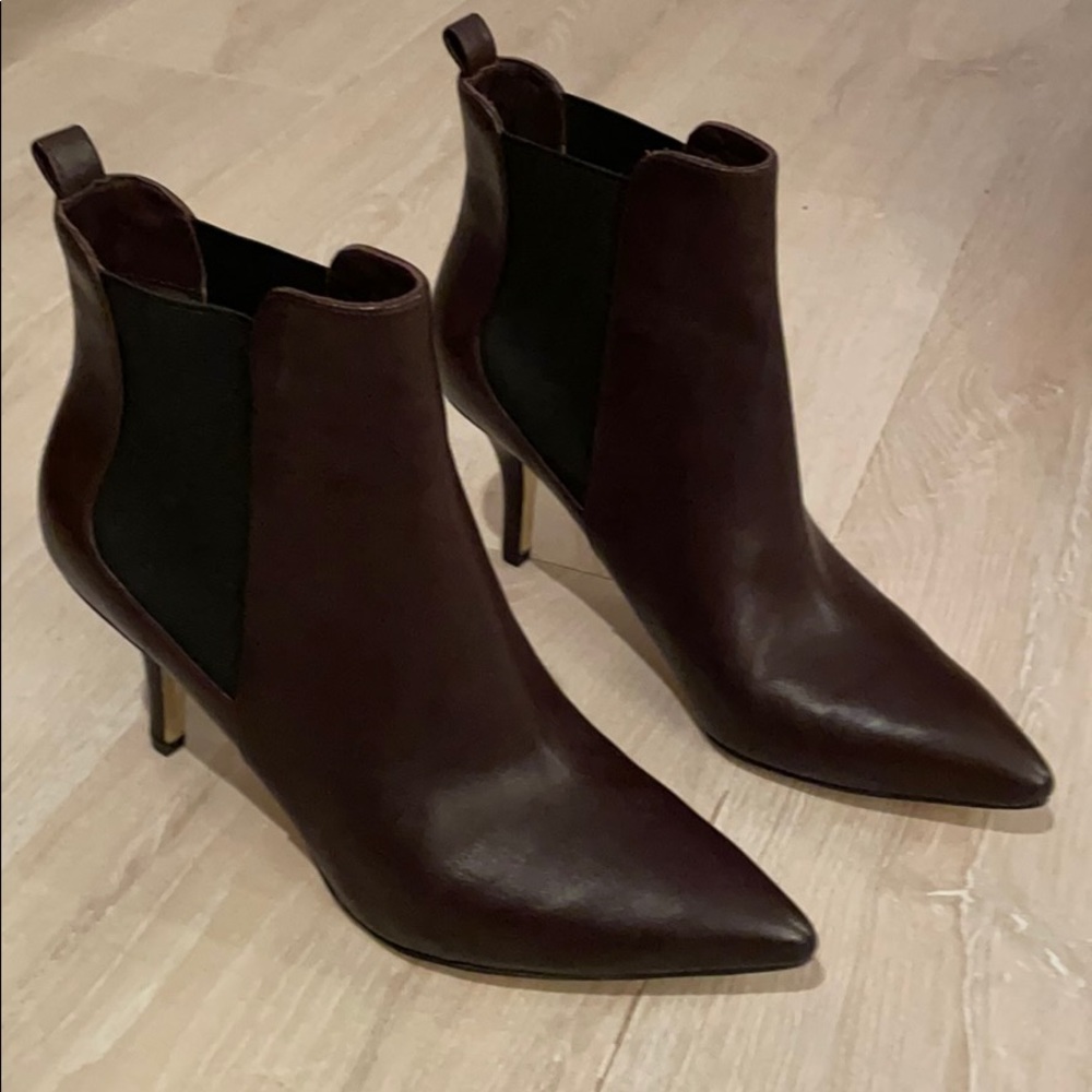 MICHAEL KORS Leather Bootie
